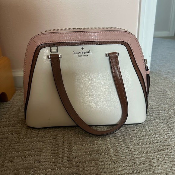 Kate Spade purse - Picture 1 of 4